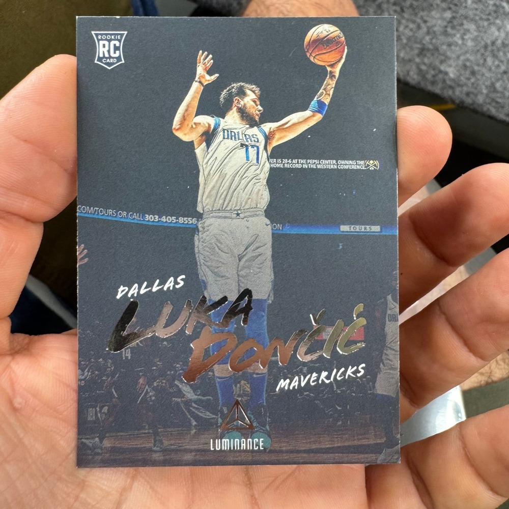 Panini Trading Card Luka Doncic OS 2018-19 Chronicles Luminance Rookie RC #166